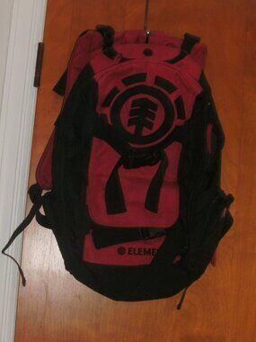 Element Large Padded Skateboard Carrying Bag Backpack Red & Black 19x16"